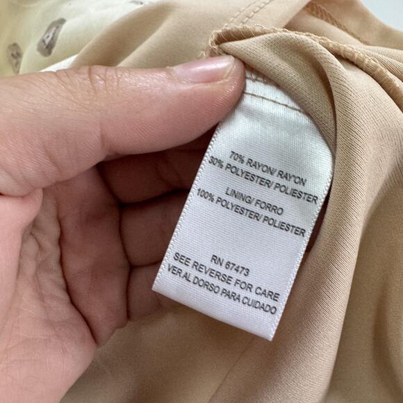 Gabby Skye Dress Womens 10 Ivory Burgundy Floral Embroidered Sheath 3/4 Sleeve - Picture 6 of 9